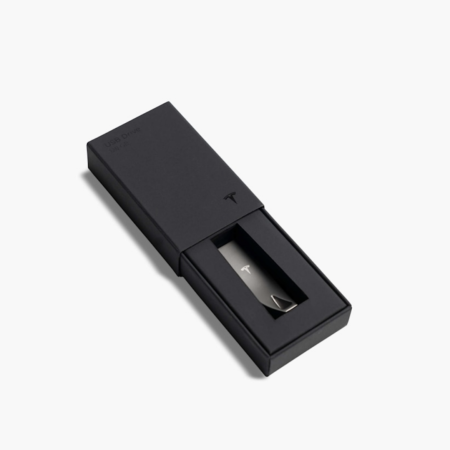 Tesla USB 128 GB